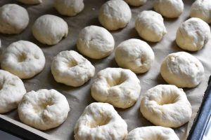 Nemme fastelavnsboller med marcipan remonce