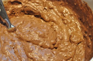 Chokoladekage med marcipan og nougat - nem