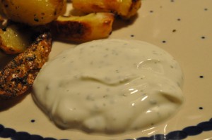 Sprøde pommes frites med hvidløgssalt