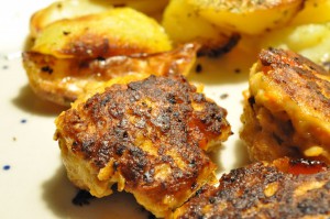 Sprøde pommes frites med hvidløgssalt