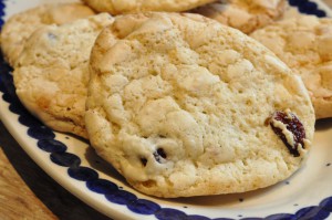 Cookies med olie, tranebær & hvid chokolade