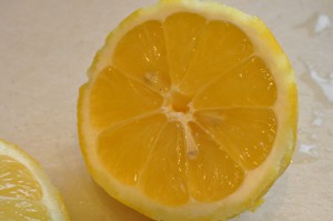 Citronkage - svampet og lækker. Nem opskrift