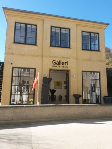 Keramikskatte, fisk ad libitum, hav og høj himmel