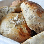 Fuldkornsboller og franskbrød - nem opskrift