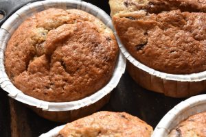 Nemme bananmuffins - banan chokolade muffins