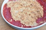 Kage med jordbærgrød - crumble med jordbær og kokosmel