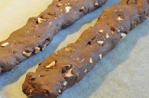 Biscotti med kakao og hasselnødder - opskrift