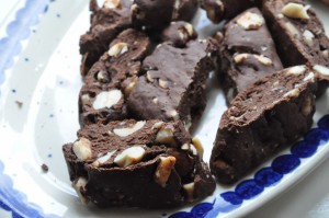 Biscotti med kakao og hasselnødder - opskrift