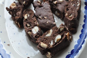 Biscotti med kakao og hasselnødder - opskrift