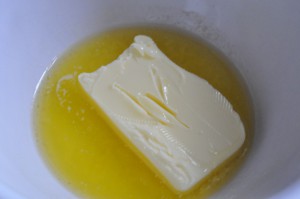 Rabarberkage med marcipan - nem fedtfattig kage med rabarber