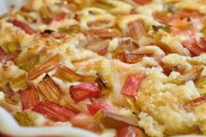 Rabarberkage med marcipan - nem fedtfattig kage