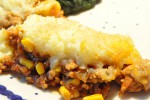 Shepherds pie med hakket svinekød opskrift