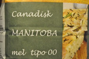 Nem aspargessuppe og hjemmelavet hvidløgsbrød