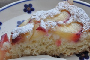 Frugttærte med nektariner - kage med frugt