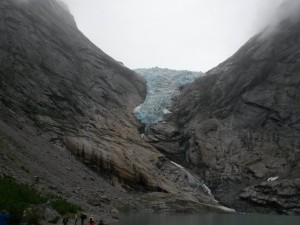 Eventyrligt smukke naturscenarier - Briksdalbreen