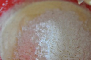 Rabarberkage med marcipan og kokosmel