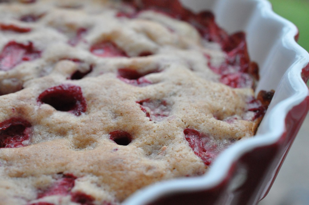 Jordbærkage opskrift nem kage med jordbær