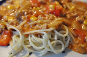 Kødsovs med svinekød og grøntsager - opskrift