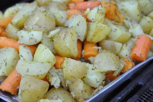 Sennepsmarineret svinemørbrad på grill 