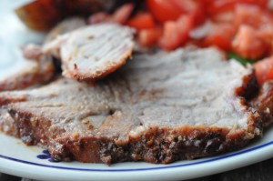 Nakkefilet på grill rotisserie - grillet nakkesteg