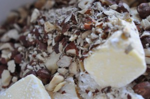 Specier med nougat og hasselnødder - opskrift