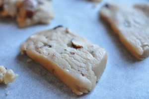 Specier med nougat og hasselnødder - opskrift