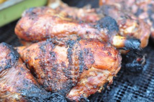 Kalkunlår på grill - opskrift på grillet kalkun