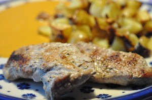 Mørbradbøffer på grill - grillet svinemørbrad