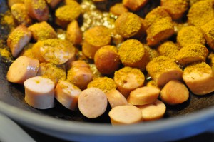 Karrykål med pølser - nem sund billig opskrift