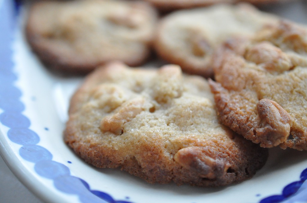 Sprøde cookies med peanuts - nemme og lækre - opskrift