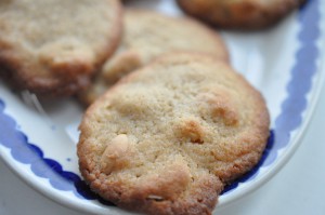 Sprøde cookies med peanuts - nemme og lækre - opskrift
