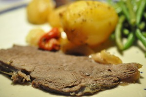 Culottesteg langtidsstegt i stegeso med kartofler