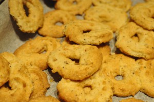 Vaniljekranse med appelsin & nødder - opskrift