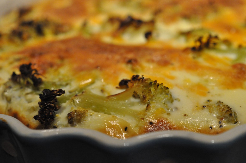 Broccolitærte og tærte med løg/bacon af grov tærtedej