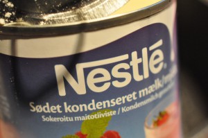 DSC_9653 • nogetiovnen.dk Karameller med peanuts - af kondenseret mælk