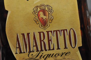 Marcipan småkager med kanel & Amaretto likør 