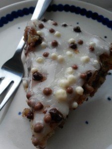 Appelsinkage med marcipan og chokolade