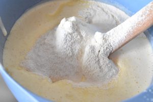 Roulade med æblemos - opskrift på æbleroulade