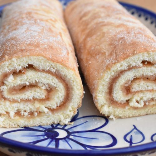 Roulade med æblemos - opskrift på æbleroulade