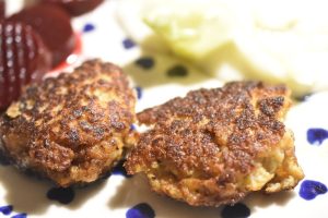 DSC_0615 • nogetiovnen.dk Stuvet spidskål og verdens bedste frikadeller