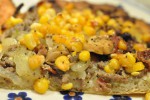 Pizza med oksekød og bacon - nem opskrift