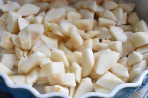 Pærecrumble med brun farin og ingefær - nem