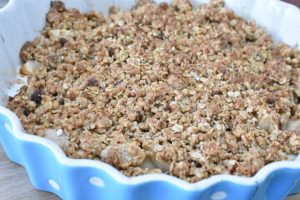 Pærecrumble med brun farin og ingefær - nem