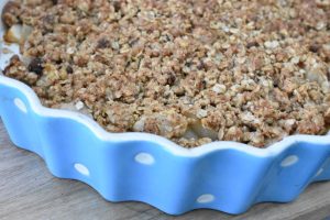 Pærecrumble med brun farin og ingefær - nem