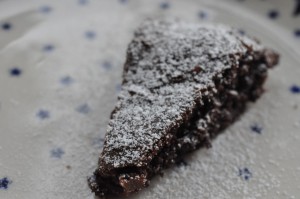 Svensk chokoladekage - opskrift på kladdkake