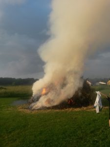 Dage med lykke, bål og æggekage på Hvidsten kro