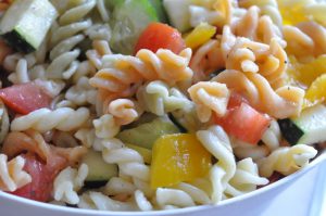 DSC_1580 • nogetiovnen.dk Pastasalat med olie eddike dressing - opskrift
