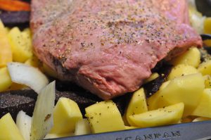 Culotte i ovn med løg og timiankartofler