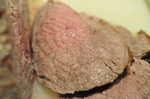 Culotte i ovn med løg og timiankartofler