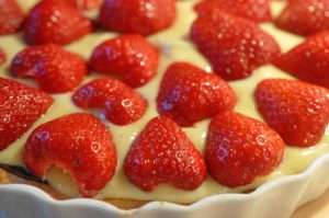 Jordbærtærte med marcipan - jordbærkage med mazarin